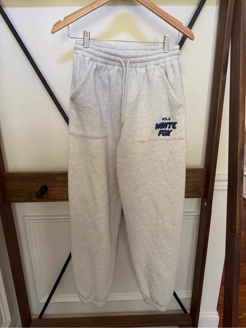 EUC size Small White Fox sweatpants